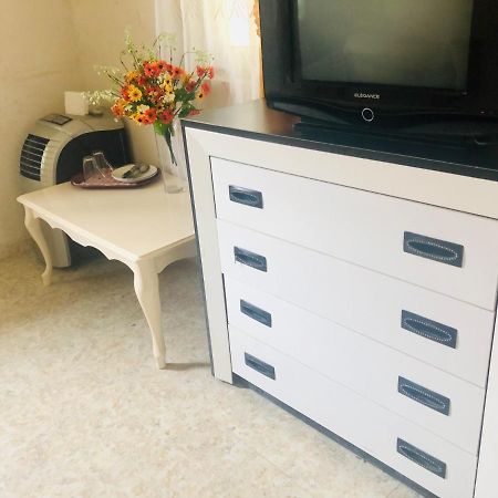 Rozmarin Нouse Makhinjauri Hotel Batumi Bagian luar foto