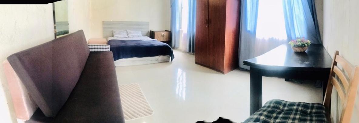 Rozmarin Нouse Makhinjauri Hotel Batumi Bagian luar foto