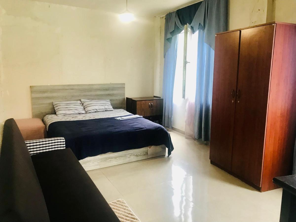 Rozmarin Нouse Makhinjauri Hotel Batumi Bagian luar foto